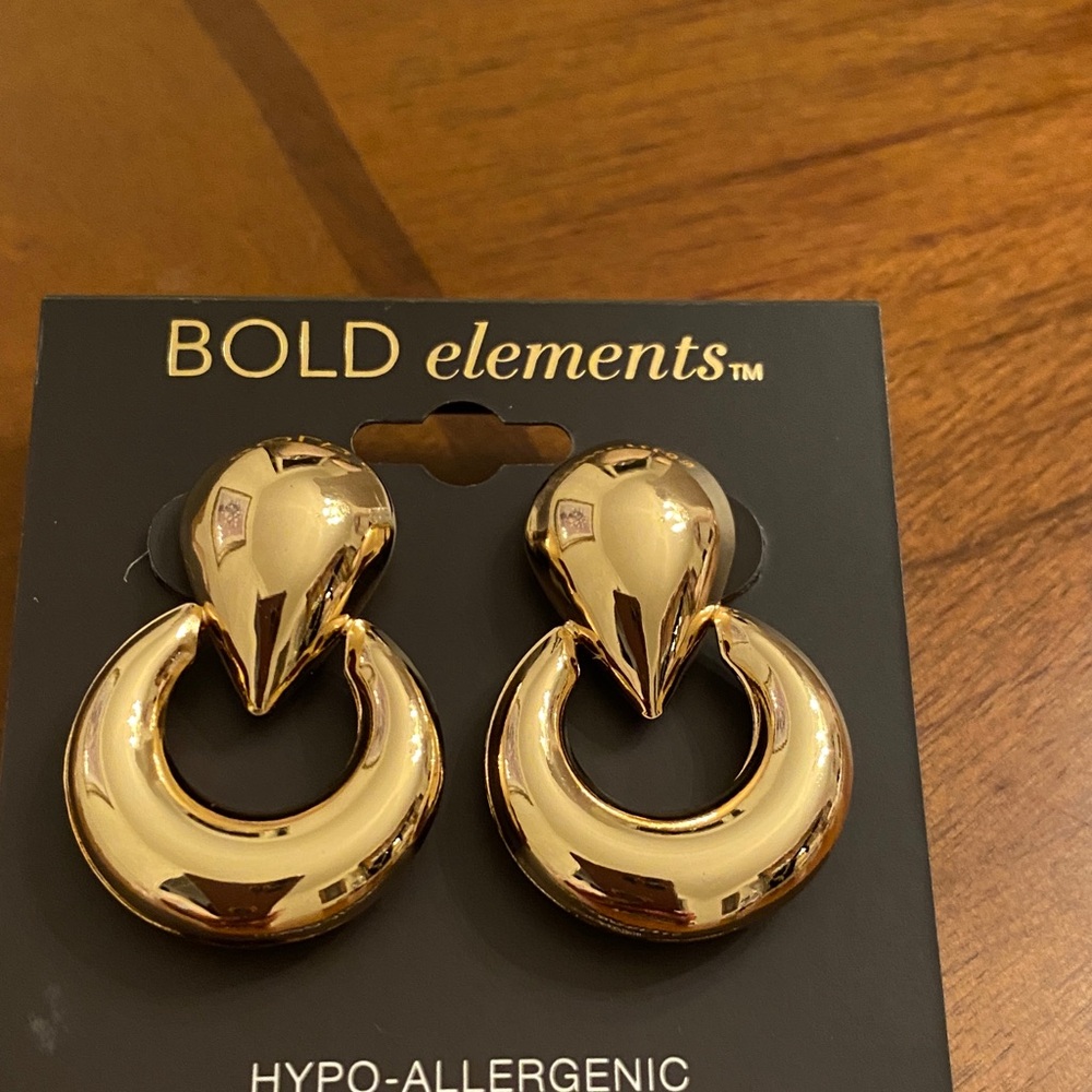 SOLD - BOLD elements Shiny Gold Statement Earrings